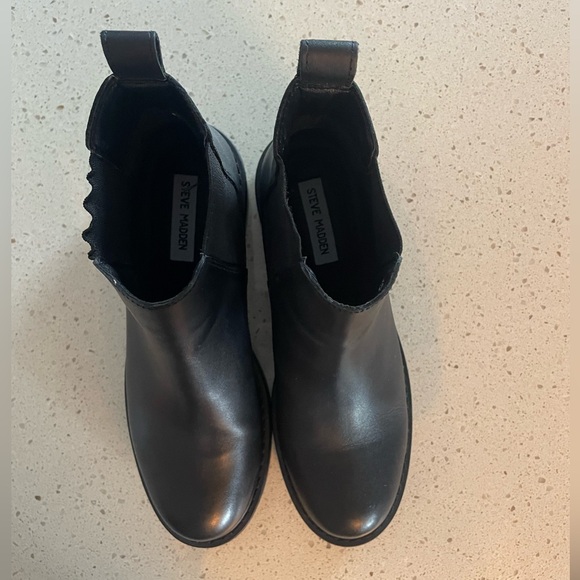 Steve Madden Women’s Chunky Boot size 8 - Picture 2 of 3